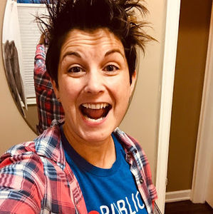 Meet your Posher, Danielle